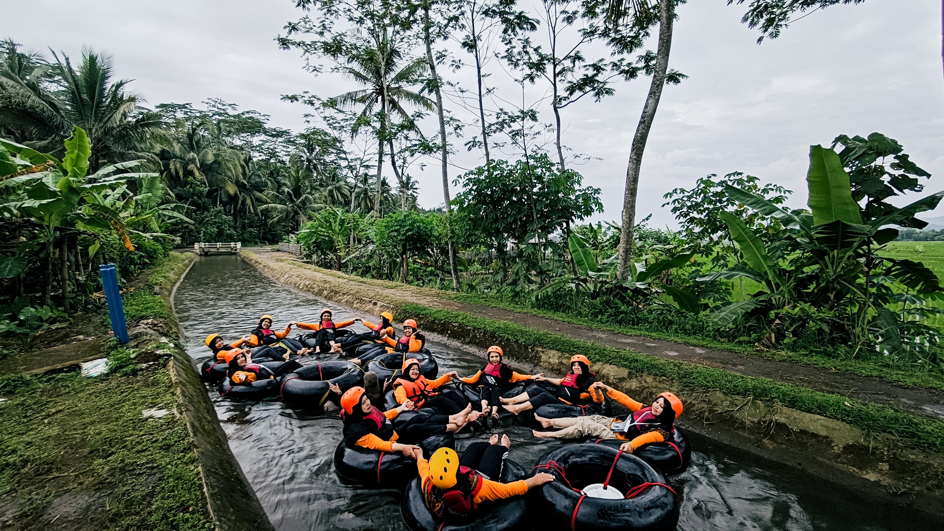 Sukan River Tubing